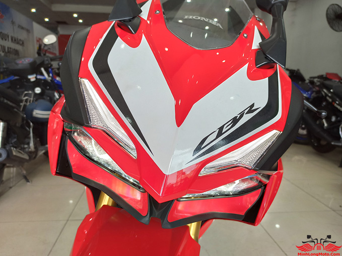 đèn pha cbr250